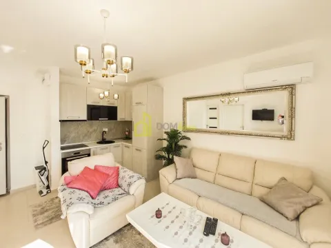 Izdavanje, jednosoban stan, 45m², Pržno, Budva - image 3