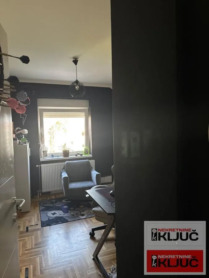 Prodaja, trosoban stan, 69m², Veternik, Novi Sad Sve Podlokacije