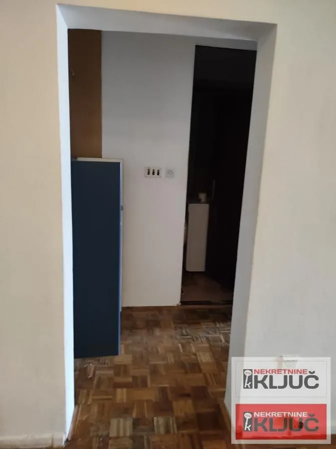 Izdavanje, dvosoban stan, 41m², Sajmište, Novi Sad