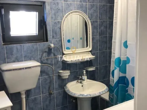 Izdavanje, dvosoban stan, 72m², Momišići, Podgorica - image 7