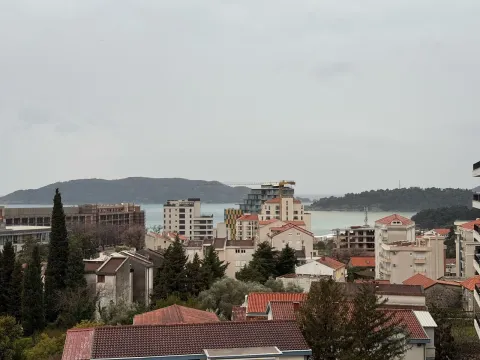 Sale, two bedroom apartment, 58m², Bečići, Budva - image 11