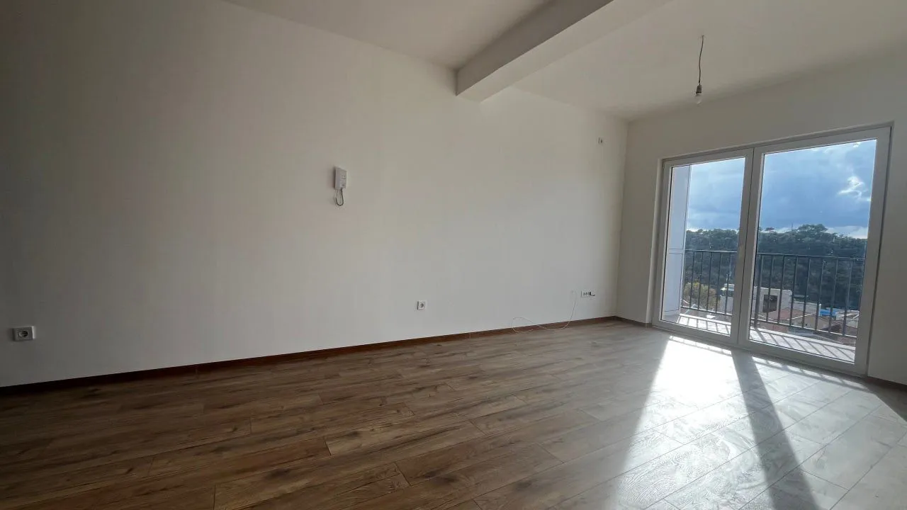 Sale, two bedroom apartment, 54m², Petrovac, Budva