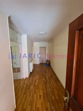 Rent, house, 230m², Bežanijska Kosa Sve Podlokacije, Beograd - image 2
