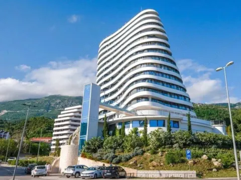Sale, two bedroom apartment, 115m², Bečići, Budva - image 7