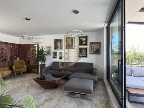 Sale, apartment, 145m², Sremska Kamenica, Petrovaradin - image 1