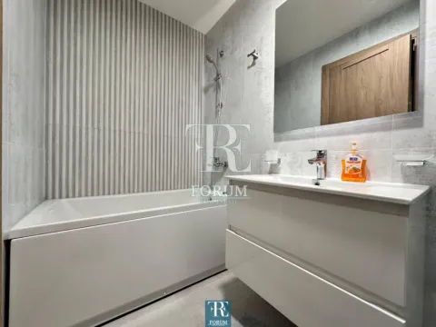 Izdavanje, dvosoban stan, 70m², Master Kvart, Podgorica - image 9