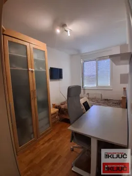 Prodaja, trosoban stan, 79m², Grbavica, Novi Sad Sve Podlokacije - image 13