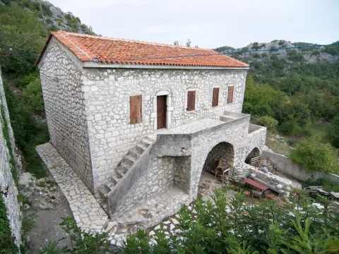 Kuća in Obzovica
