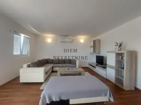 Izdavanje, dvosoban stan, 90m², Mrčevac, Tivat - image 5