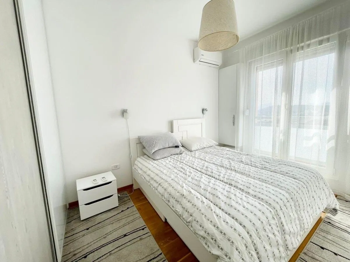 Izdavanje, stan, 64m², City Kvart, Podgorica