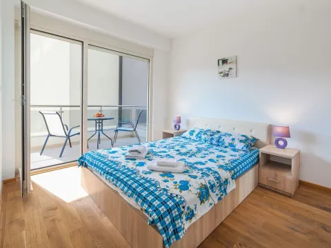Sale, apartment, 69m², Bečići, Budva - image 2