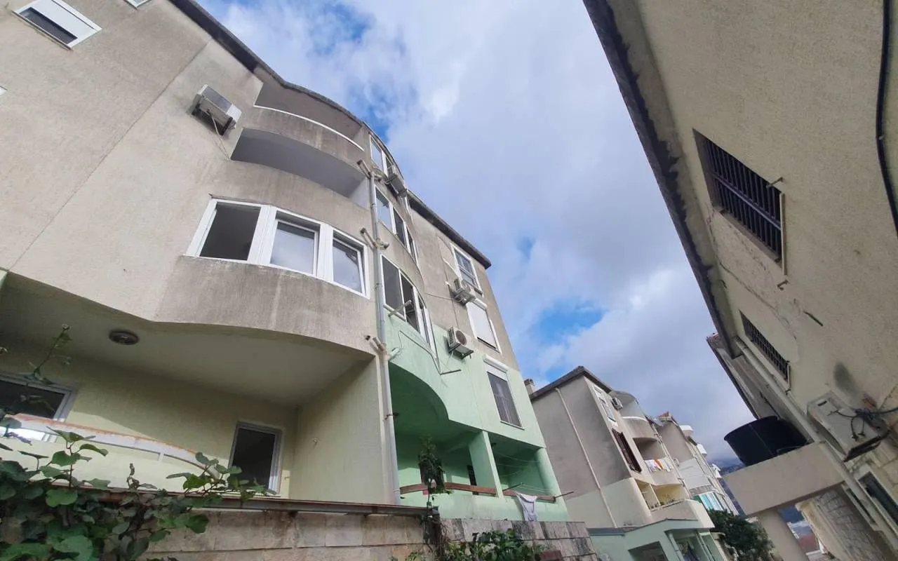 Sale, two bedroom apartment, 70m², Dubovica, Budva