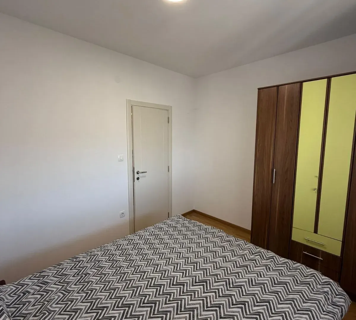 Izdavanje, jednosoban stan, 42m², Zabjelo, Podgorica