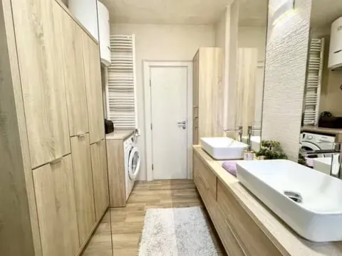 Izdavanje, kuća, 140m², Donja Gorica, Podgorica - image 12