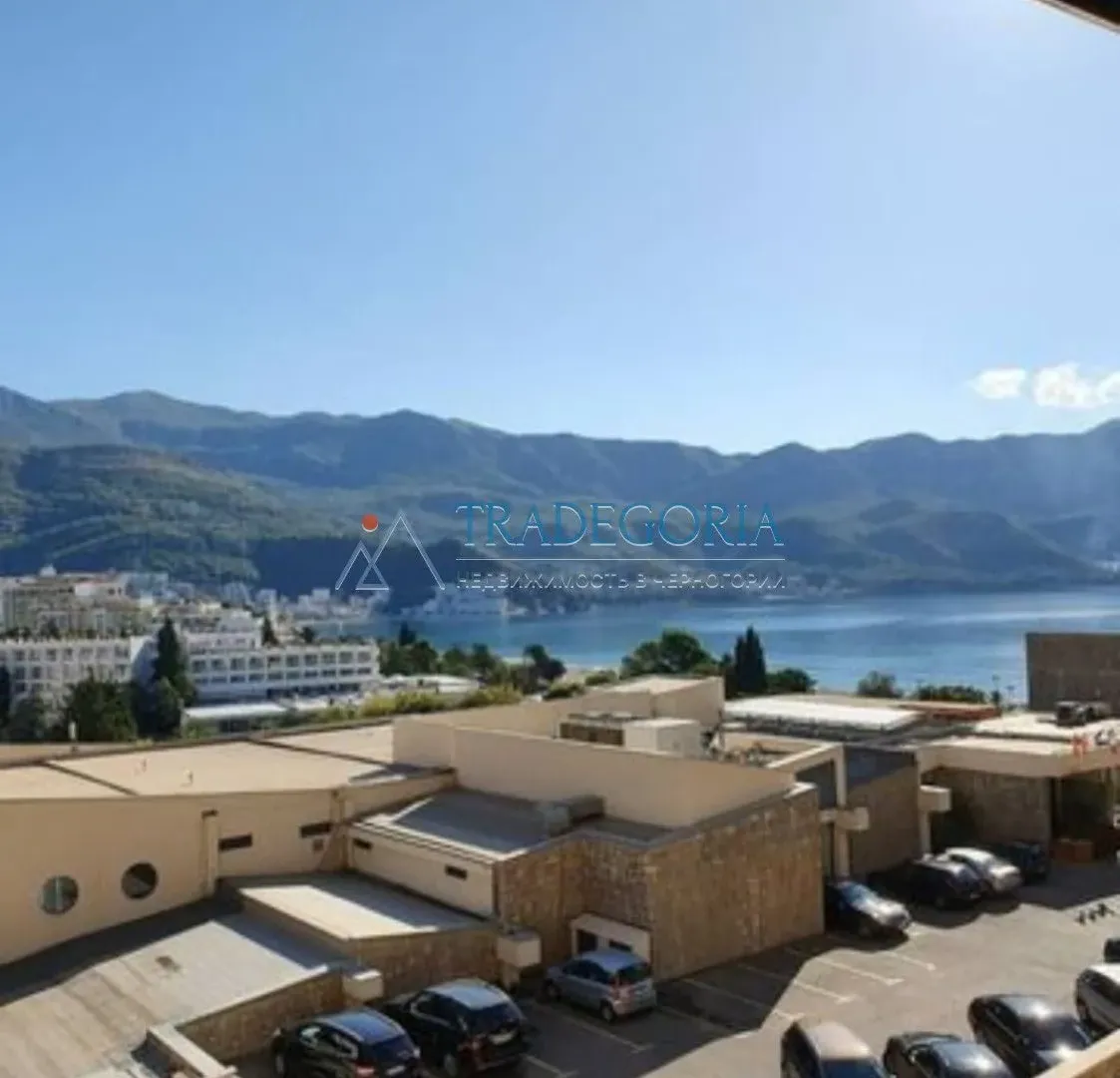 Prodaja, dvosoban stan, 86m², Bečići, Budva