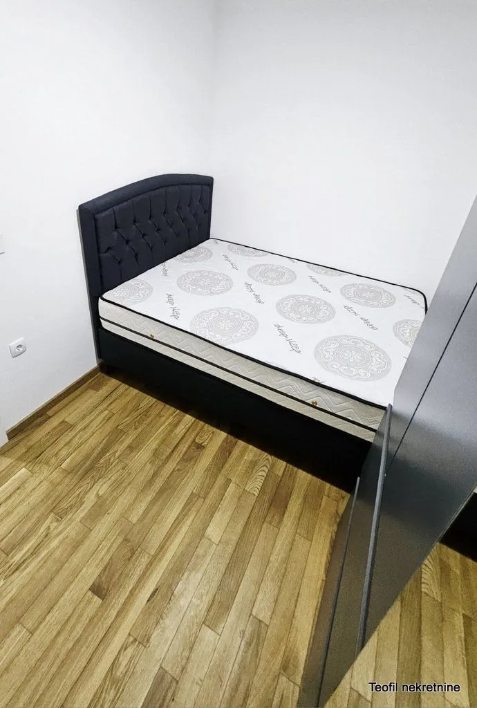 Prodaja, trosoban stan, 66m², Lazarevac, Beograd