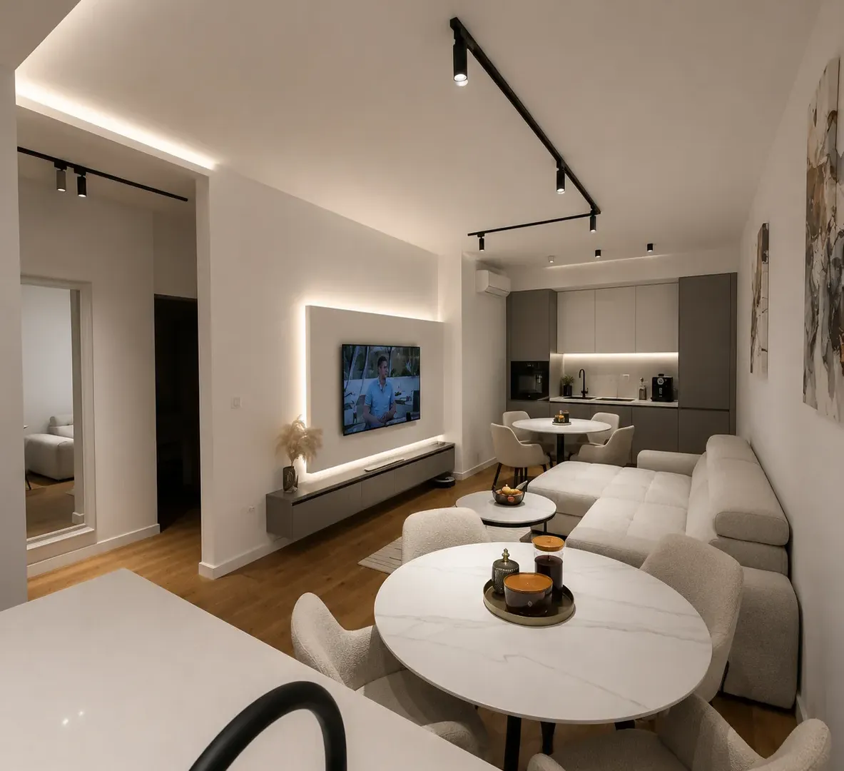 Prodaja, jednosoban stan, 65m², Soho City, Bar
