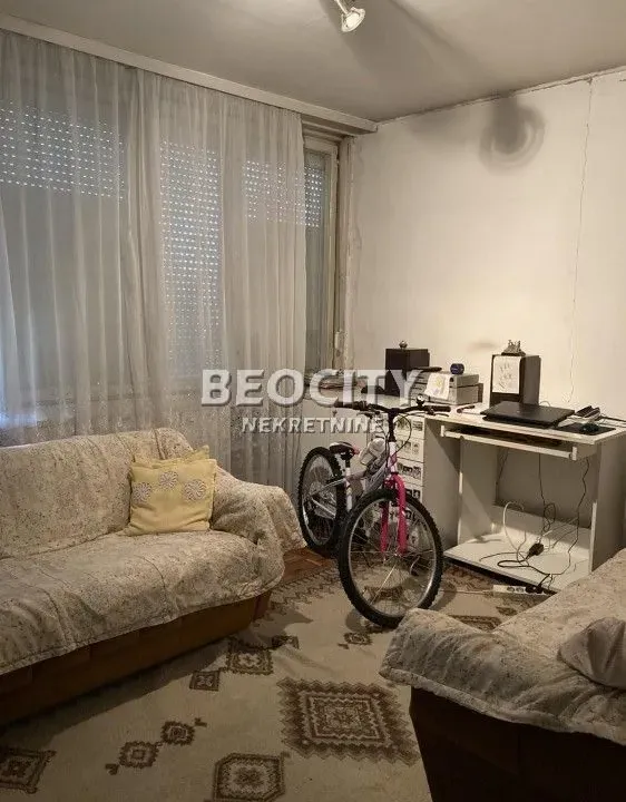 Prodaja, stan, 58m², Banovo Brdo, Beograd