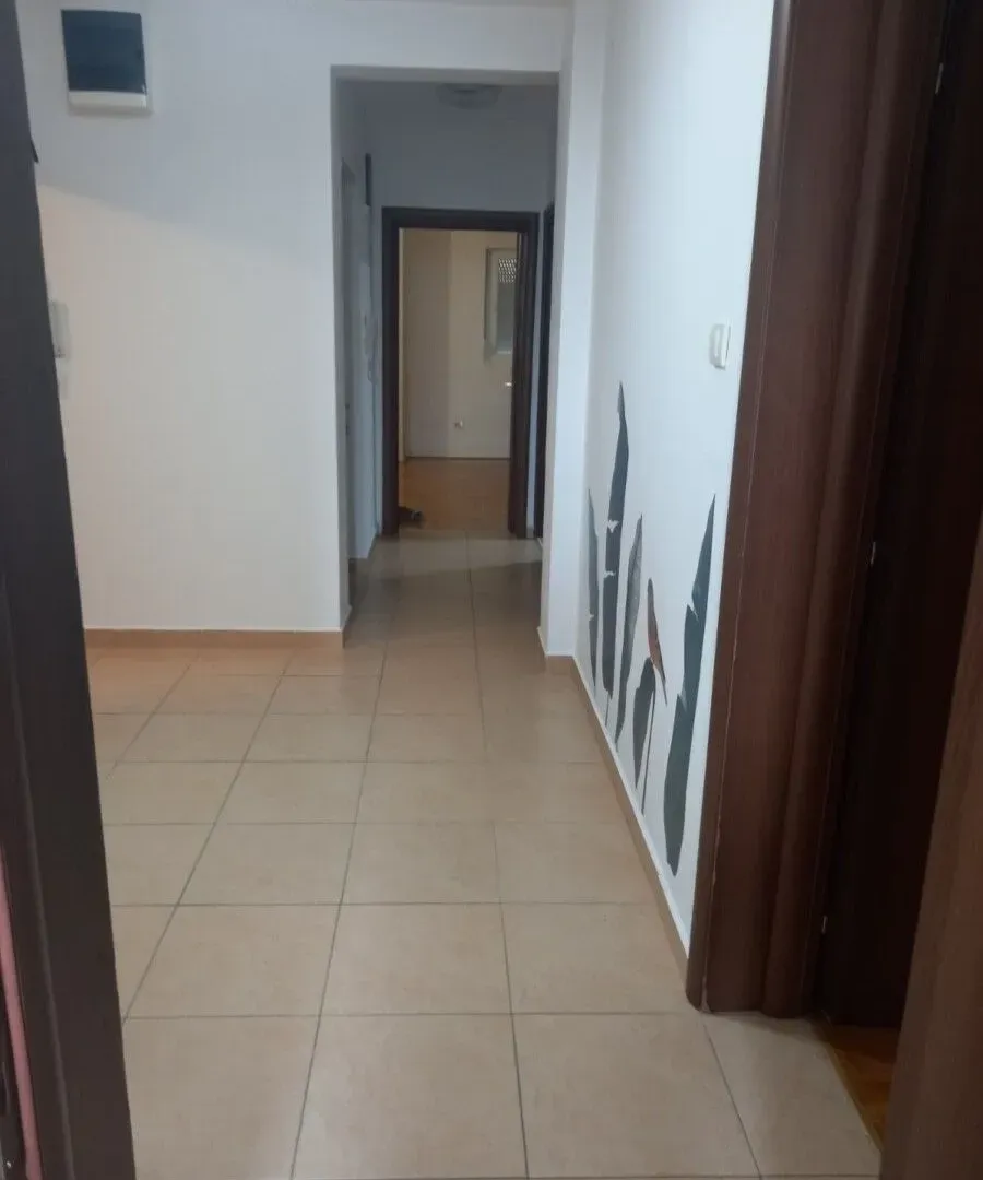 Prodaja, dvosoban stan, 98m², Ljubović, Podgorica