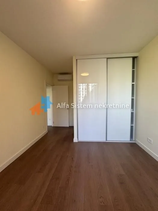 Rent, three bedroom apartment, 78m², Savski Venac, Beograd
