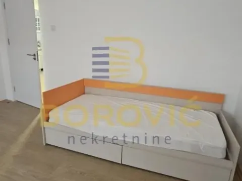 Rent, four bedroom apartment, 100m², Trošarina, Voždovac Sve Podlokacije - image 7