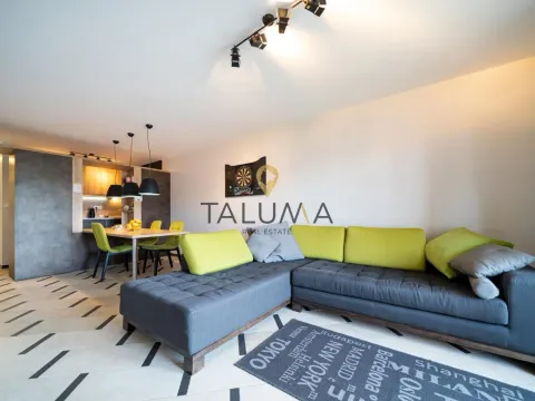 Prodaja, trosoban stan, 90m2, Seoce, Budva Prodaja, trosoban stan, 90m2, Seoce, Budva