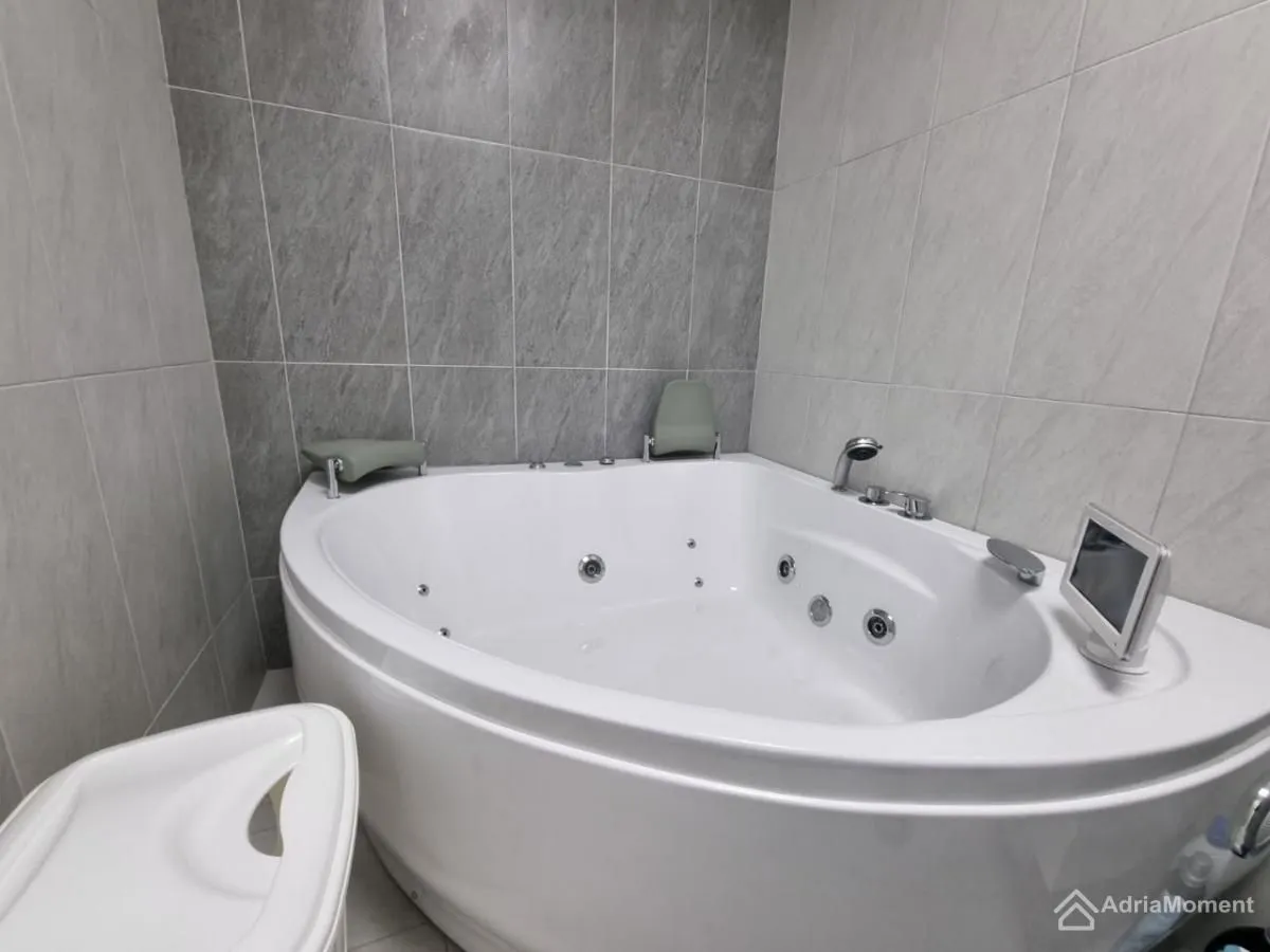 Sale, two bedroom apartment, 95m², Rozino, Budva
