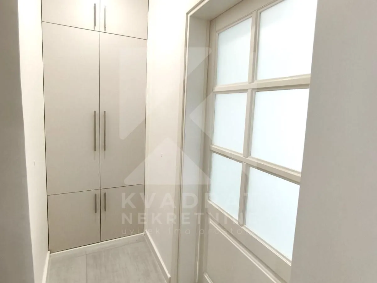 Rent, office space, 50m², Preko Morače, Podgorica