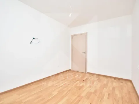 Sale, one bedroom apartment, 40m², Ljubović, Podgorica - image 4