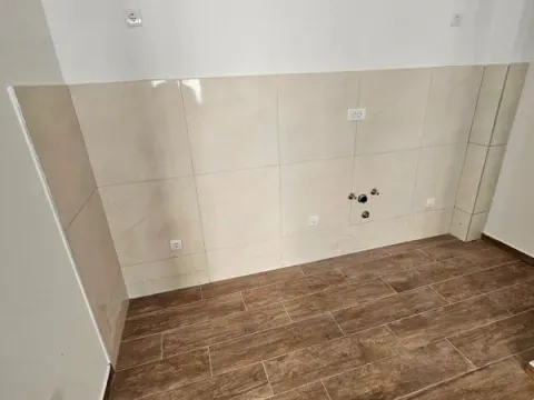 Prodaja, trosoban stan, 64m², Uciteljsko Naselje, Zvezdara Sve Podlokacije - image 5