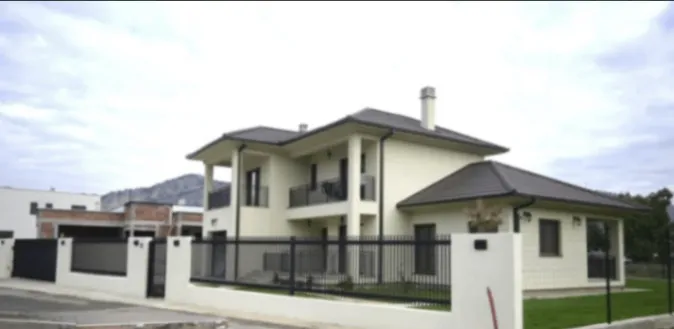 Prodaja, kuća, 212m², Tološi, Podgorica