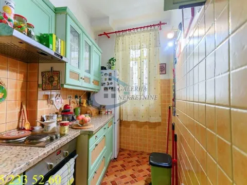 Prodaja, trosoban stan, 85m², Slavija, Vračar Sve Podlokacije - image 6