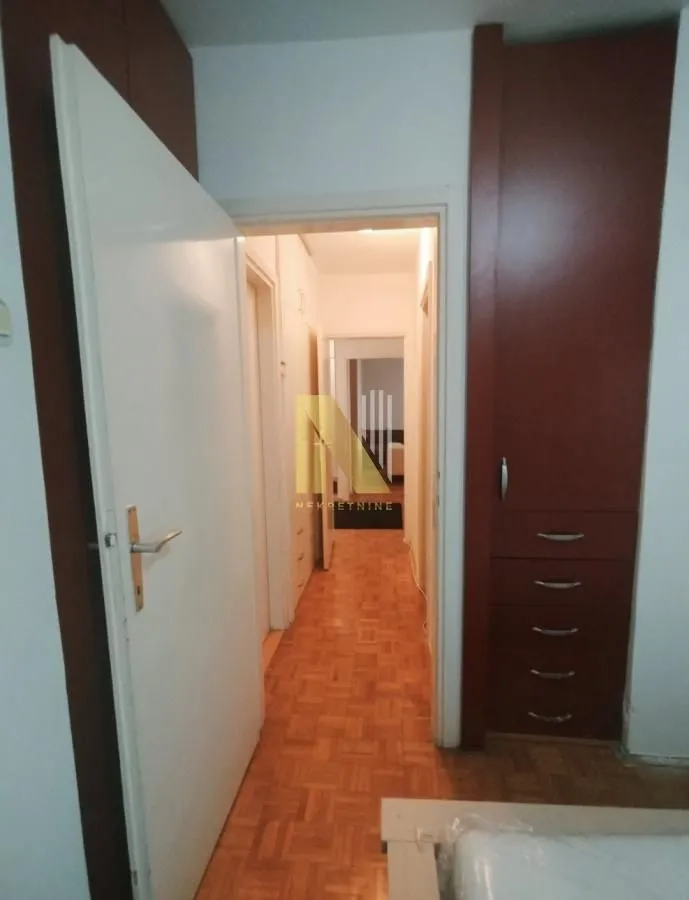 Izdavanje, trosoban stan, 77m², Liman 3, Novi Sad Sve Podlokacije