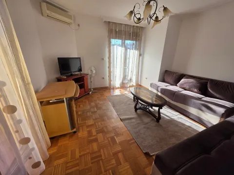 Rent, two bedroom apartment, 85m², Stari Aerodrom, Podgorica - image 3