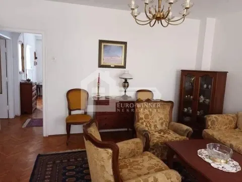 Izdavanje, četvorosoban stan, 92m², Tašmajdan, Palilula Sve Podlokacije - image 3