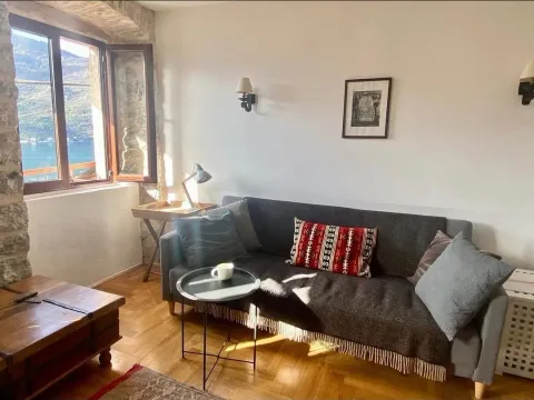 Prodaja, jednosoban stan, 39m², Perast, Kotor - image 14