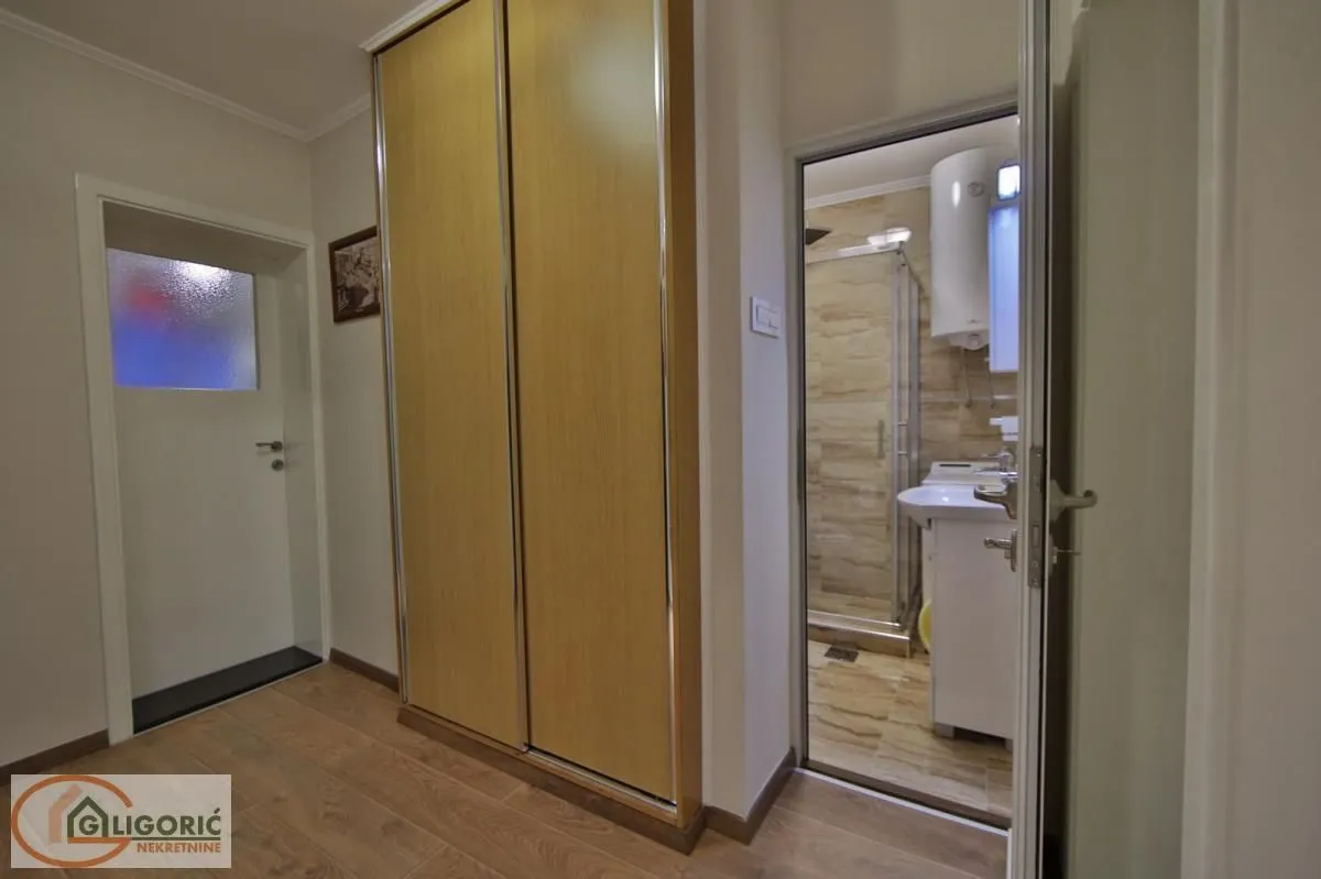 Rent, two bedroom apartment, 64m², Stari Grad, Beograd