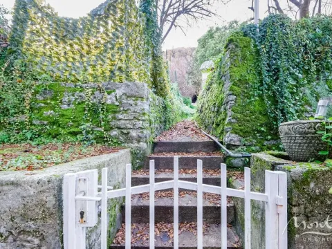 Prodaja, kuća, 333m², Kostanjica, Kotor - image 25