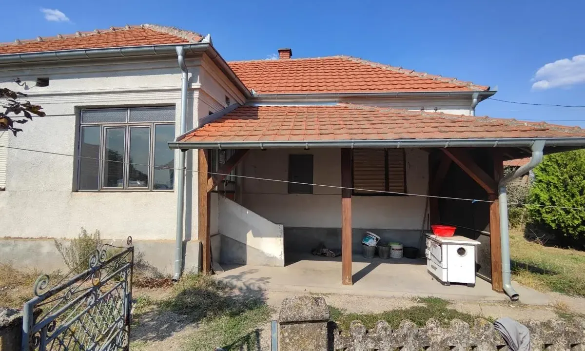 Prodaja, kuća, 96m², Kočino Selo, Jagodina