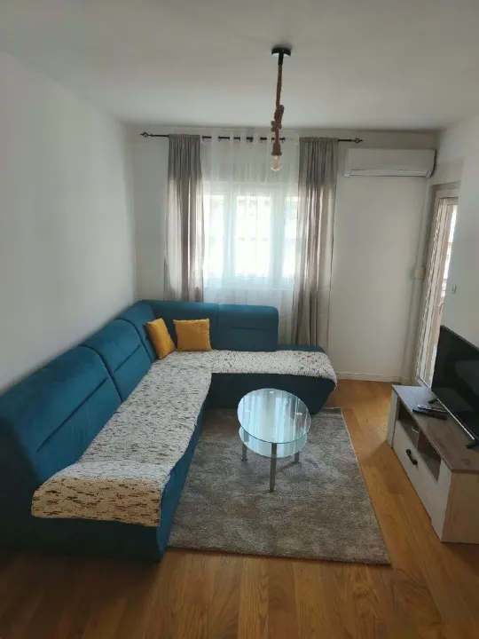 Rent, one bedroom apartment, 46m², Central Point, Podgorica