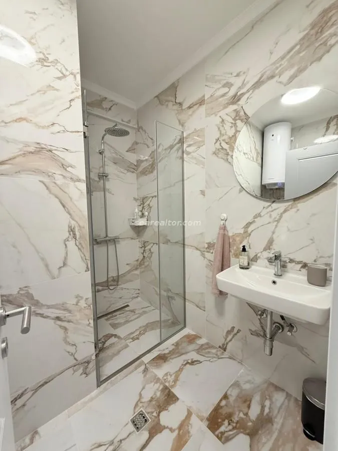 Prodaja, jednosoban stan, 62m², Radovići, Tivat