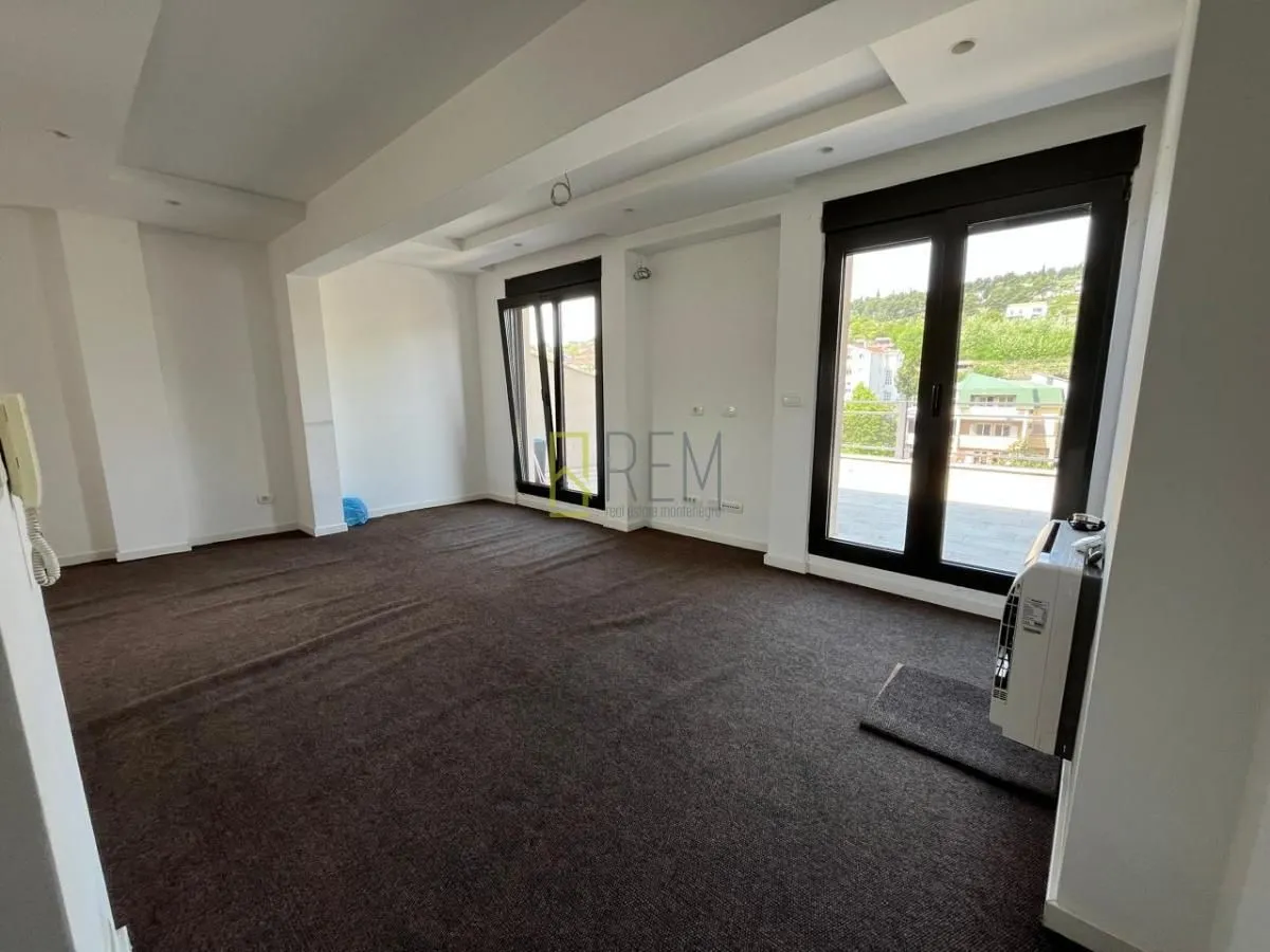 Rent, three bedroom apartment, 120m², Podgorica, Crna Gora