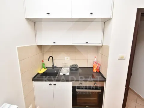 Izdavanje, garsonjera, 25m², City Kvart, Podgorica - image 3