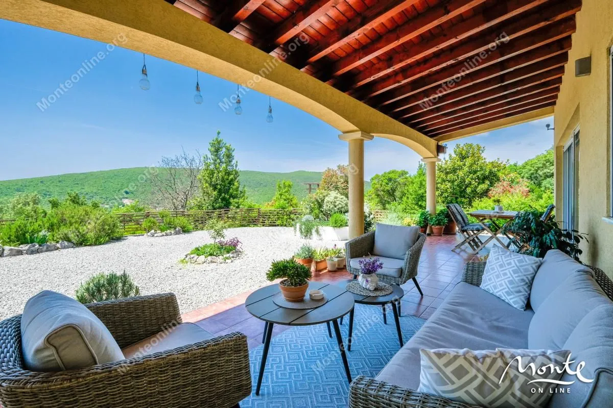 Sale, house, 177m², Krimovica, Kotor
