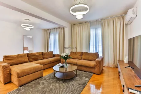Rent, three bedroom apartment, 140m², Centar, Budva - image 2