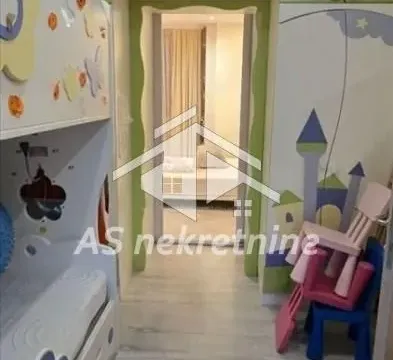 Rent, three bedroom apartment, 72m², Slavija, Vračar Sve Podlokacije - image 16
