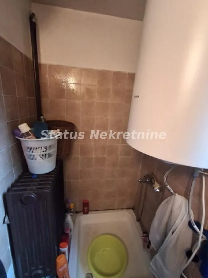 Prodaja, kuća, 114m², Bulevar Oslobodjenja, Novi Sad Sve Podlokacije