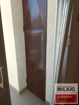 Rent, one bedroom apartment, 30m², Bulevar Oslobodjenja, Novi Sad Sve Podlokacije - image 4