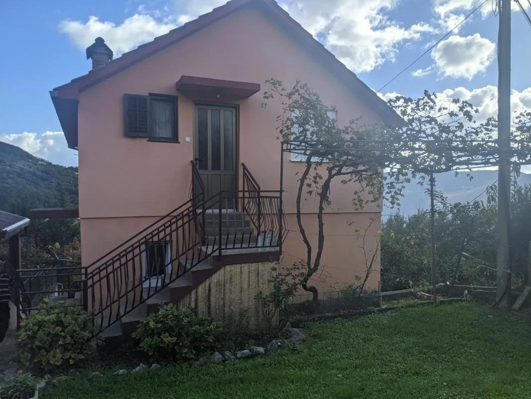 Prodaja, kuća, 101m², Mojdež, Herceg Novi