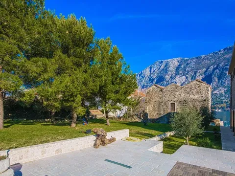 Prodaja, kuća, 497m², Prčanj, Kotor - image 7